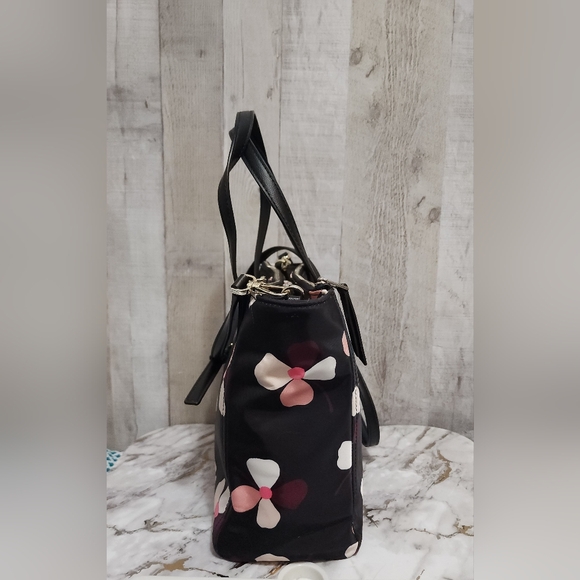 🌷 NWOT Kate Spade Black and Pink Floral Tote🌷 - Picture 3 of 8